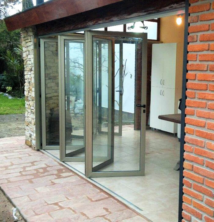 Puerta plegable aluminio